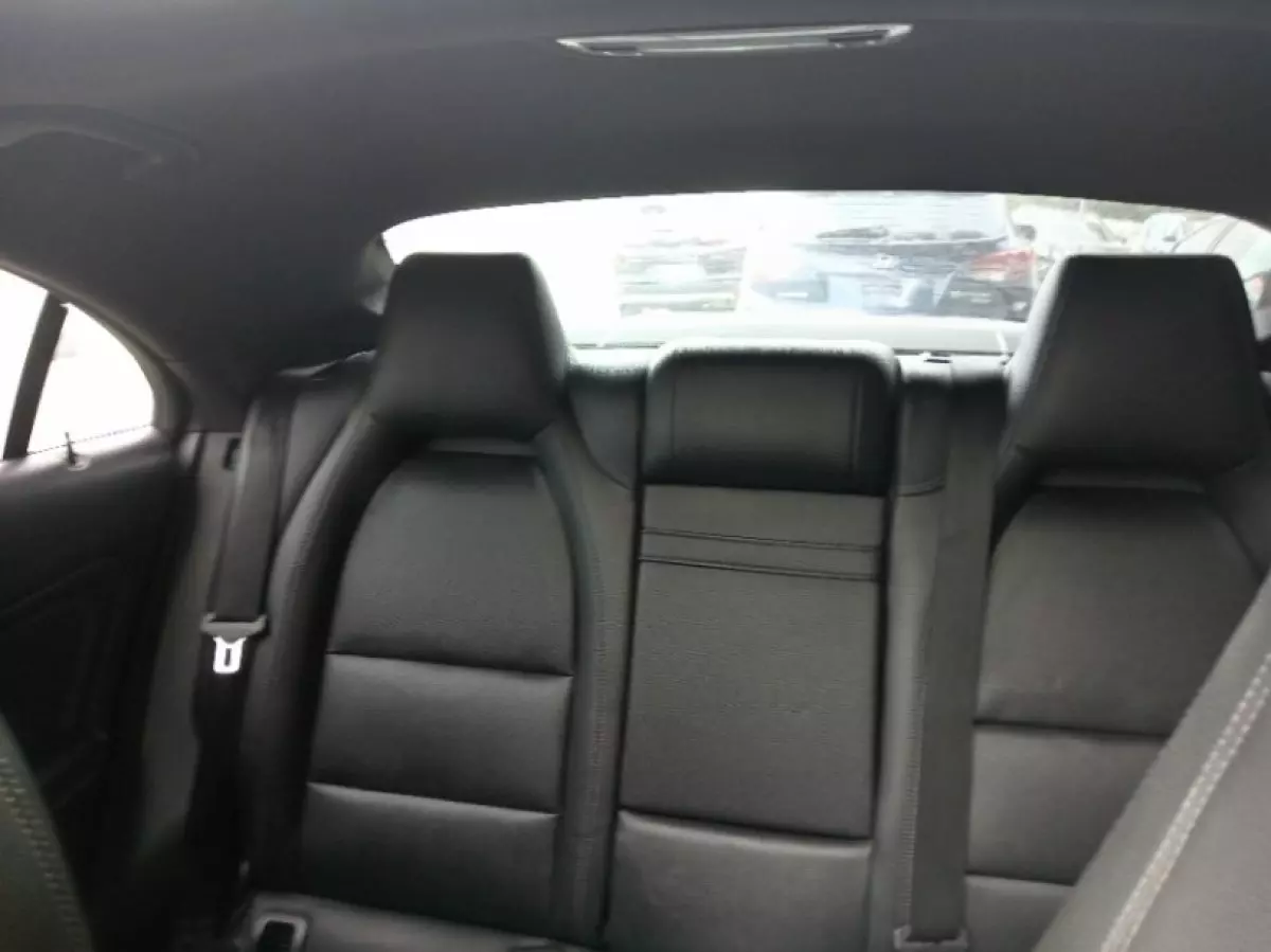 interiorBack