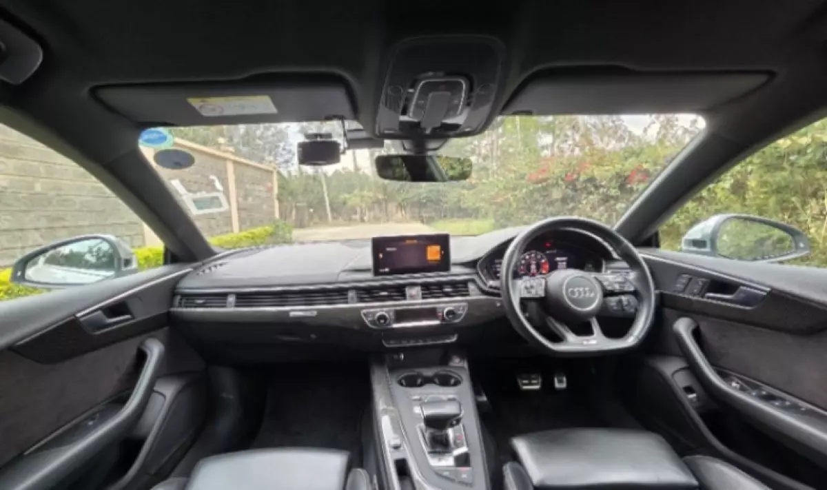 interiorFront
