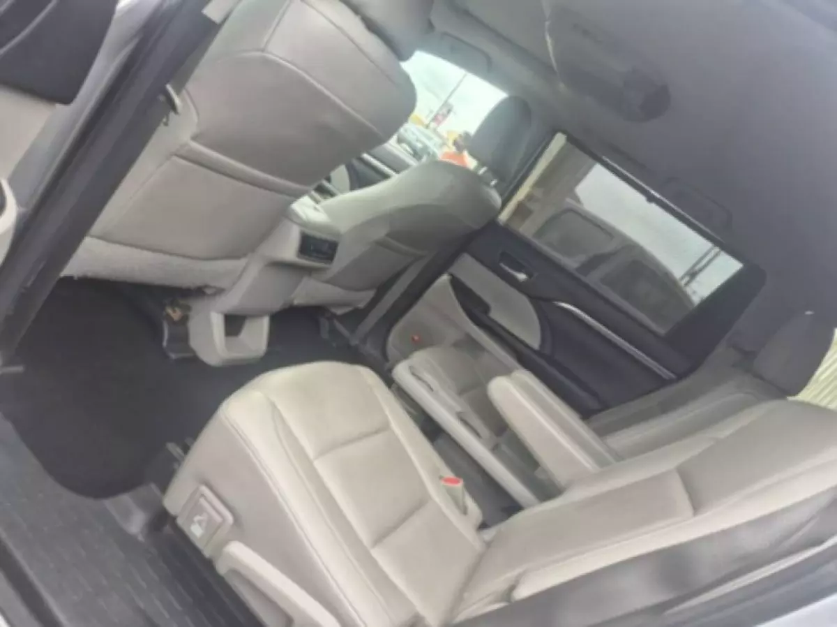 interiorBack