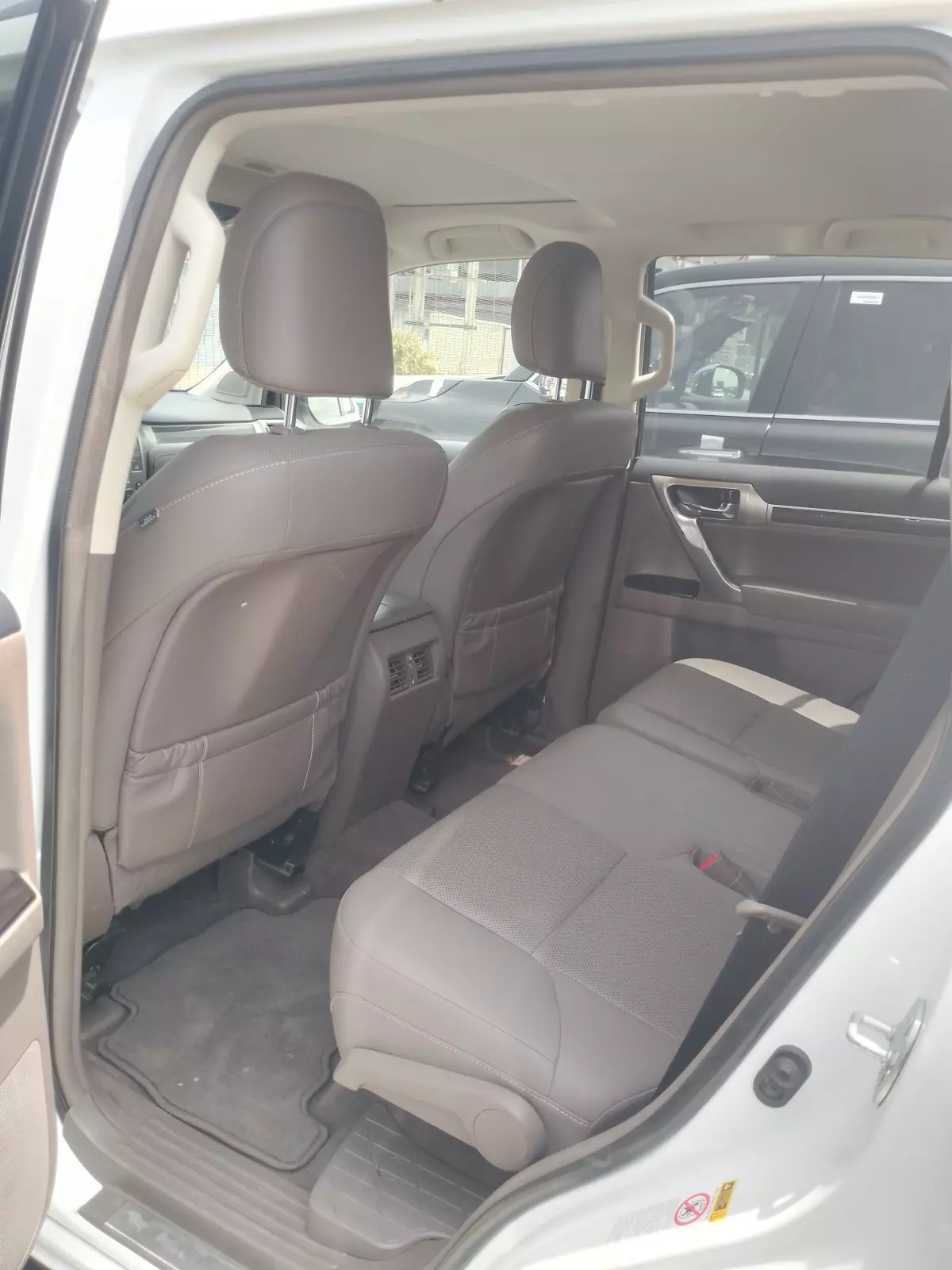 interiorBack