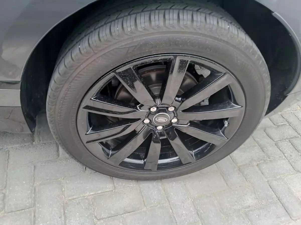 tyre2