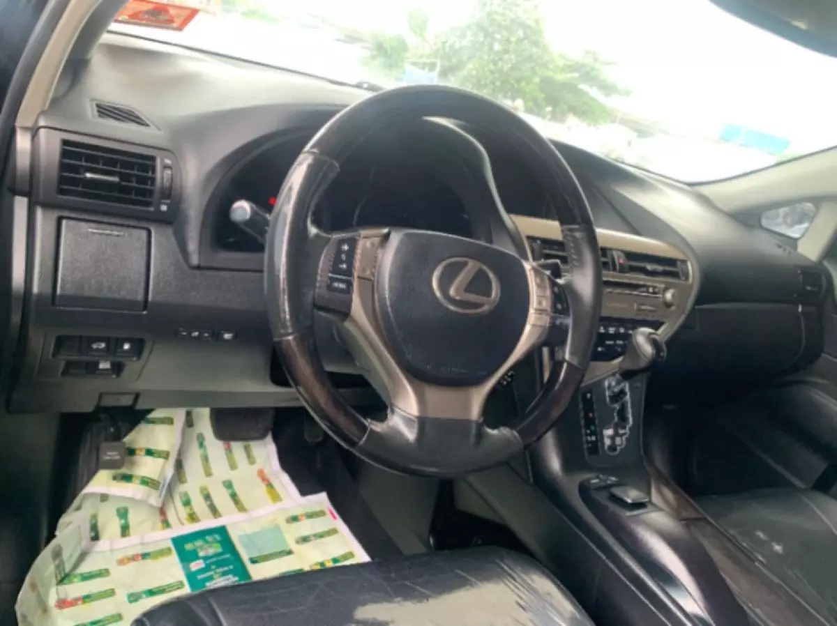 interiorBack