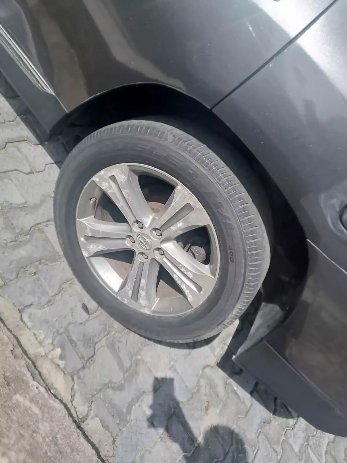 tyre1