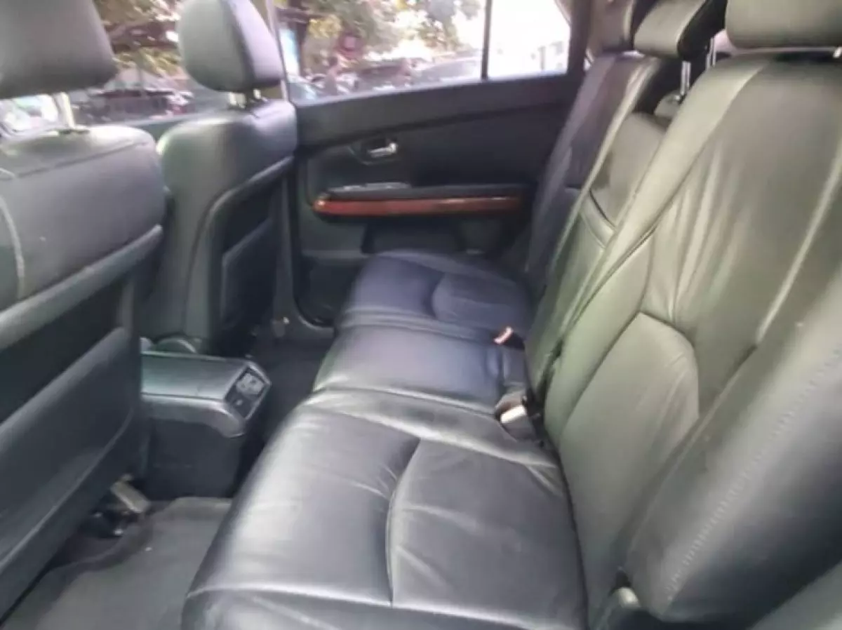 interiorBack
