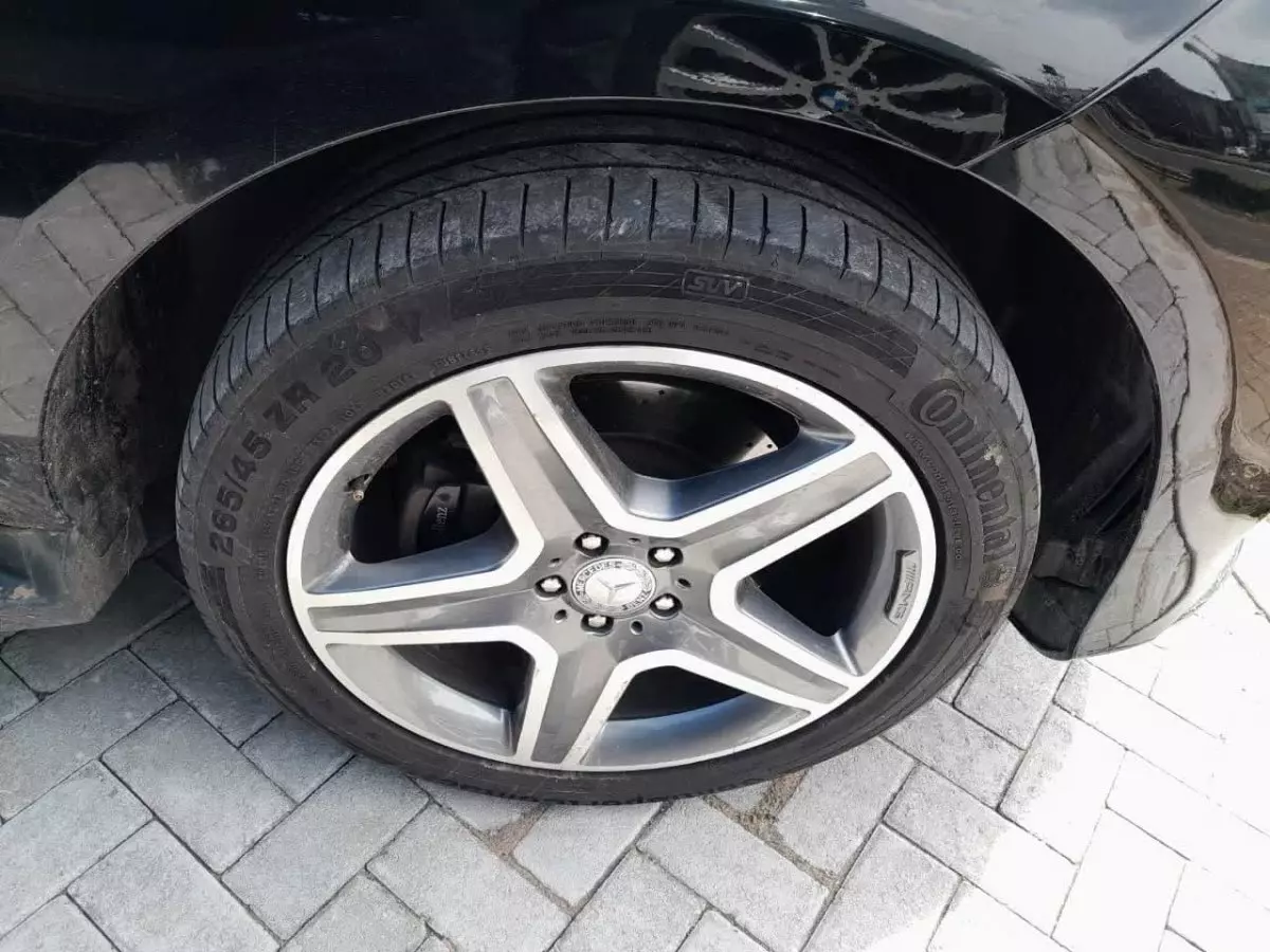 tyre2