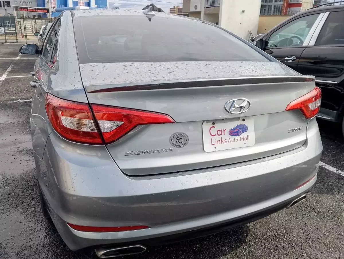 car Back