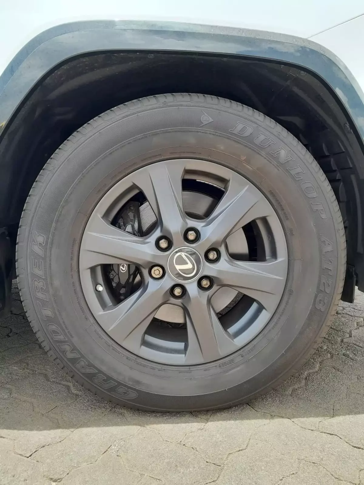 tyre1