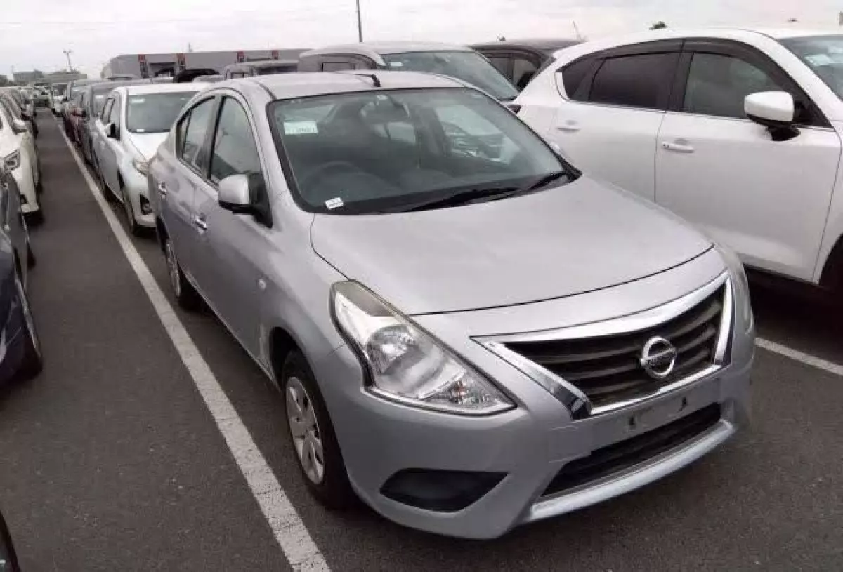 Nissan Latio - 2016