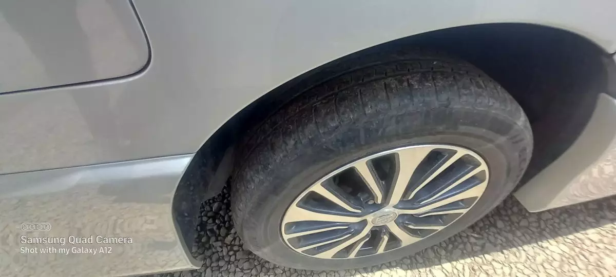 tyre2