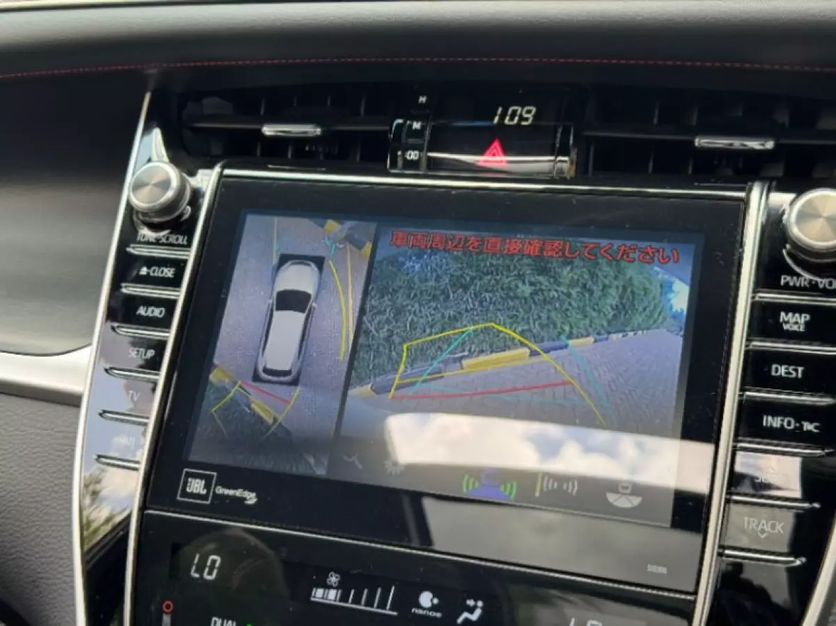 interiorBack