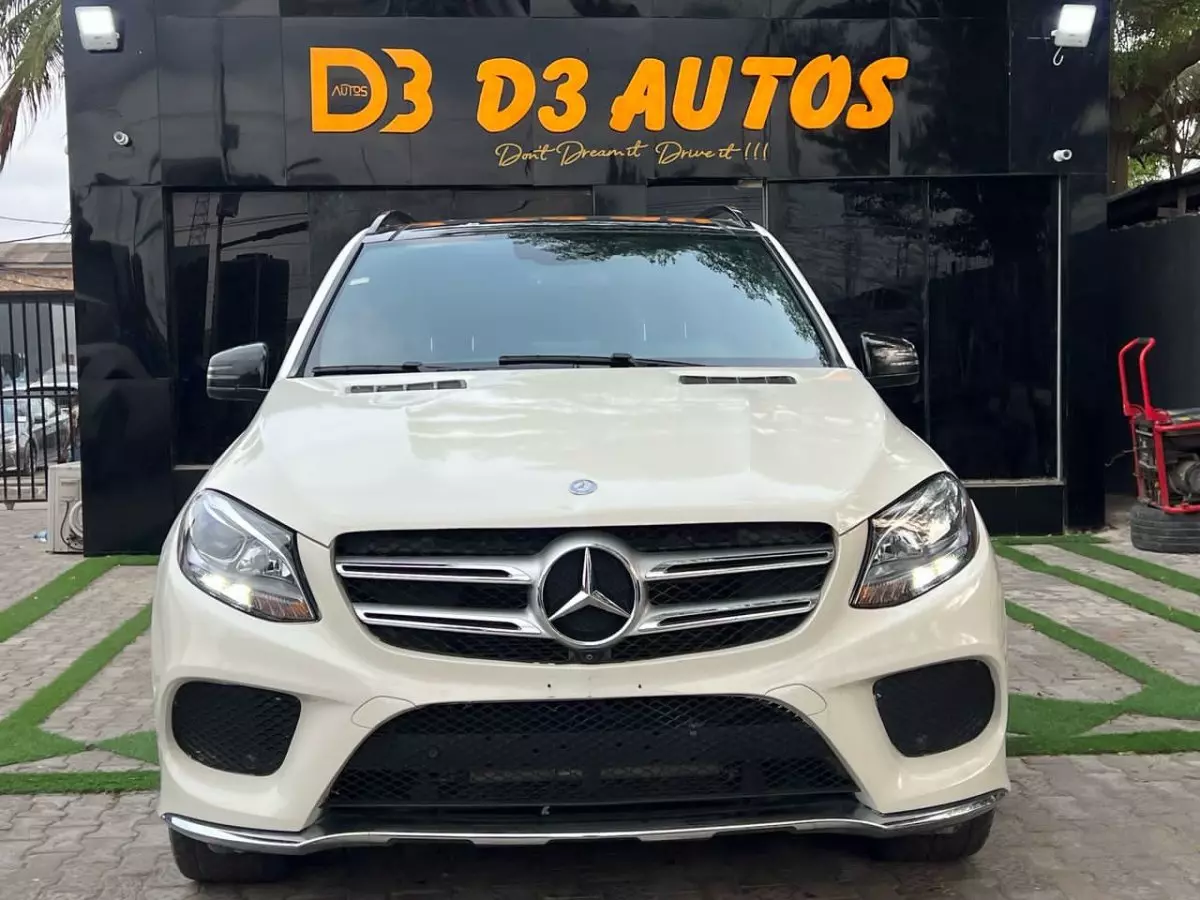 Mercedes-Benz GLE 350 - 2017