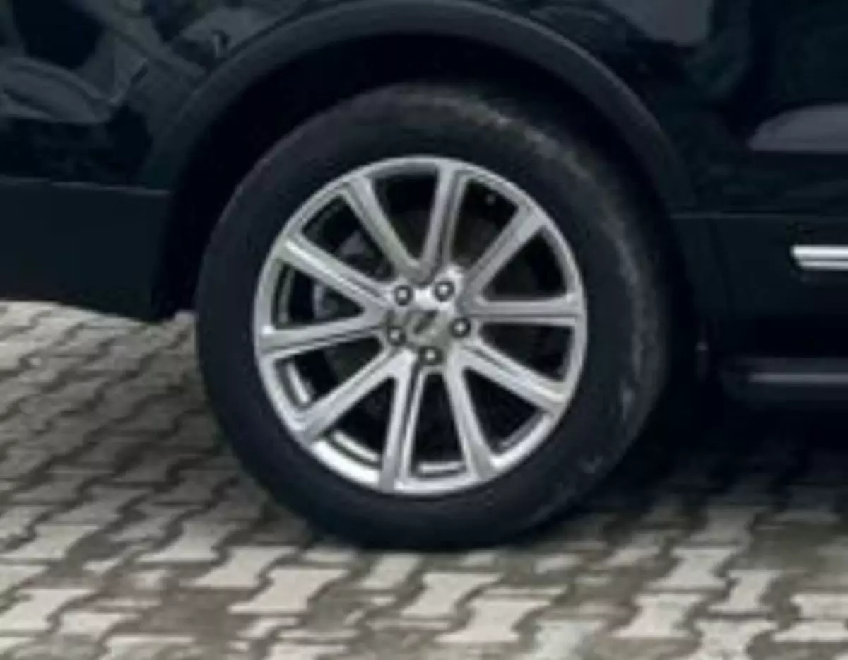 tyre1