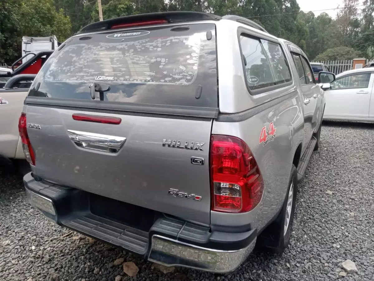 car Right Back