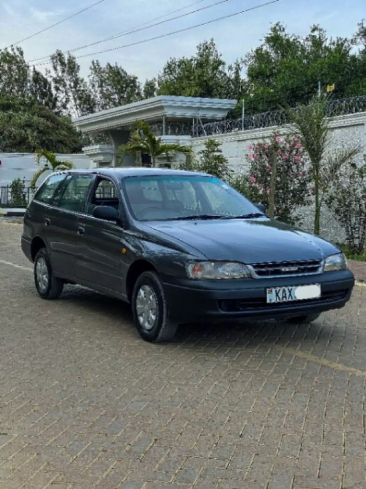 Toyota Carina   - 2000