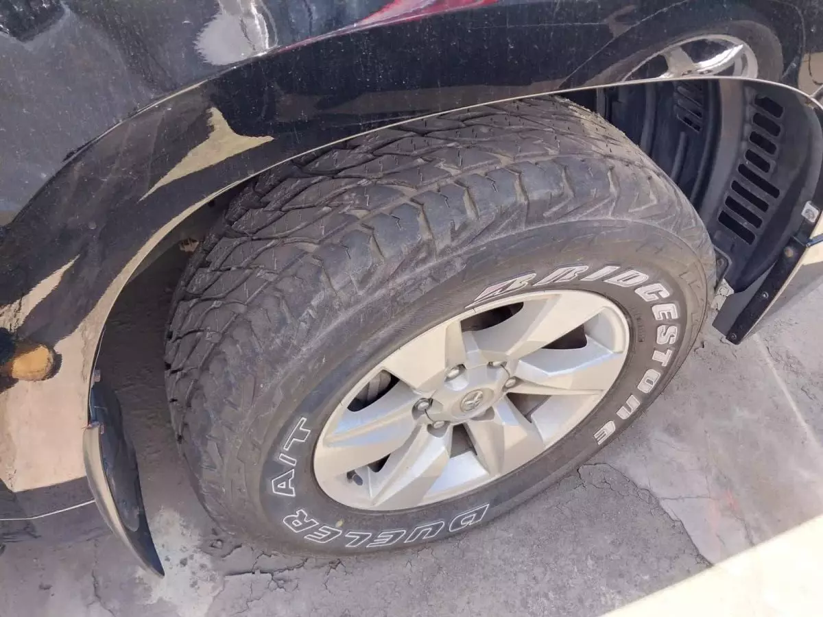 tyre1