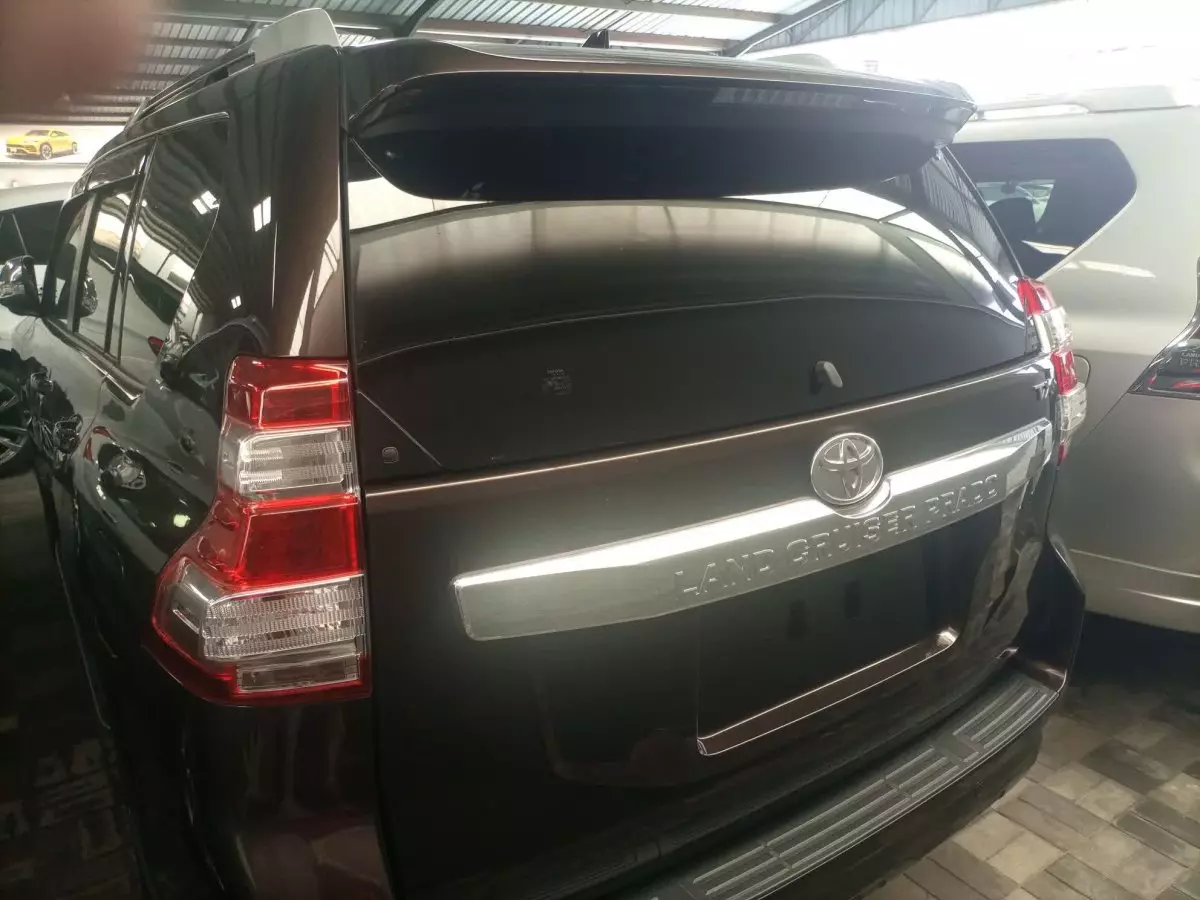 car Back