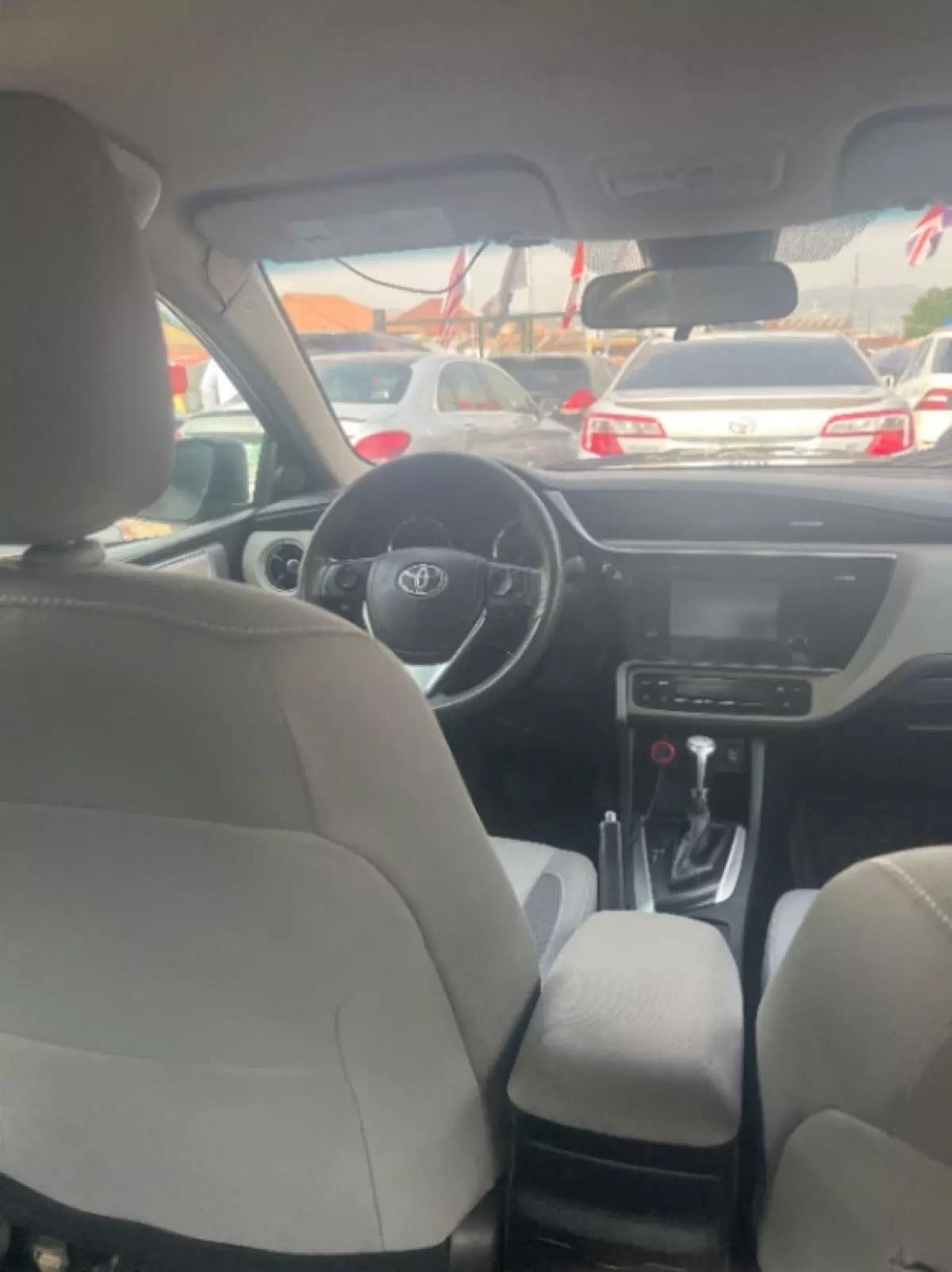 interiorFront