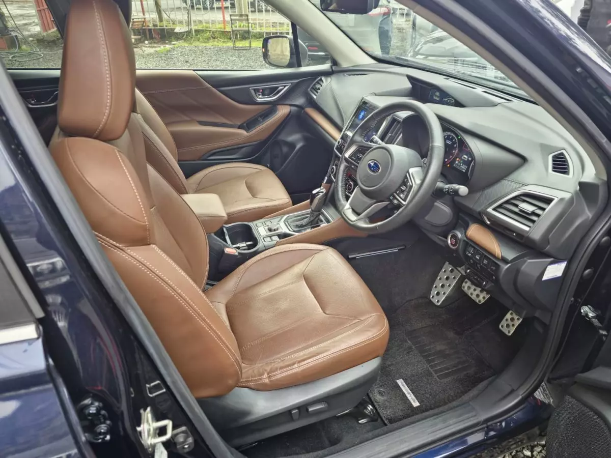 frontSeats