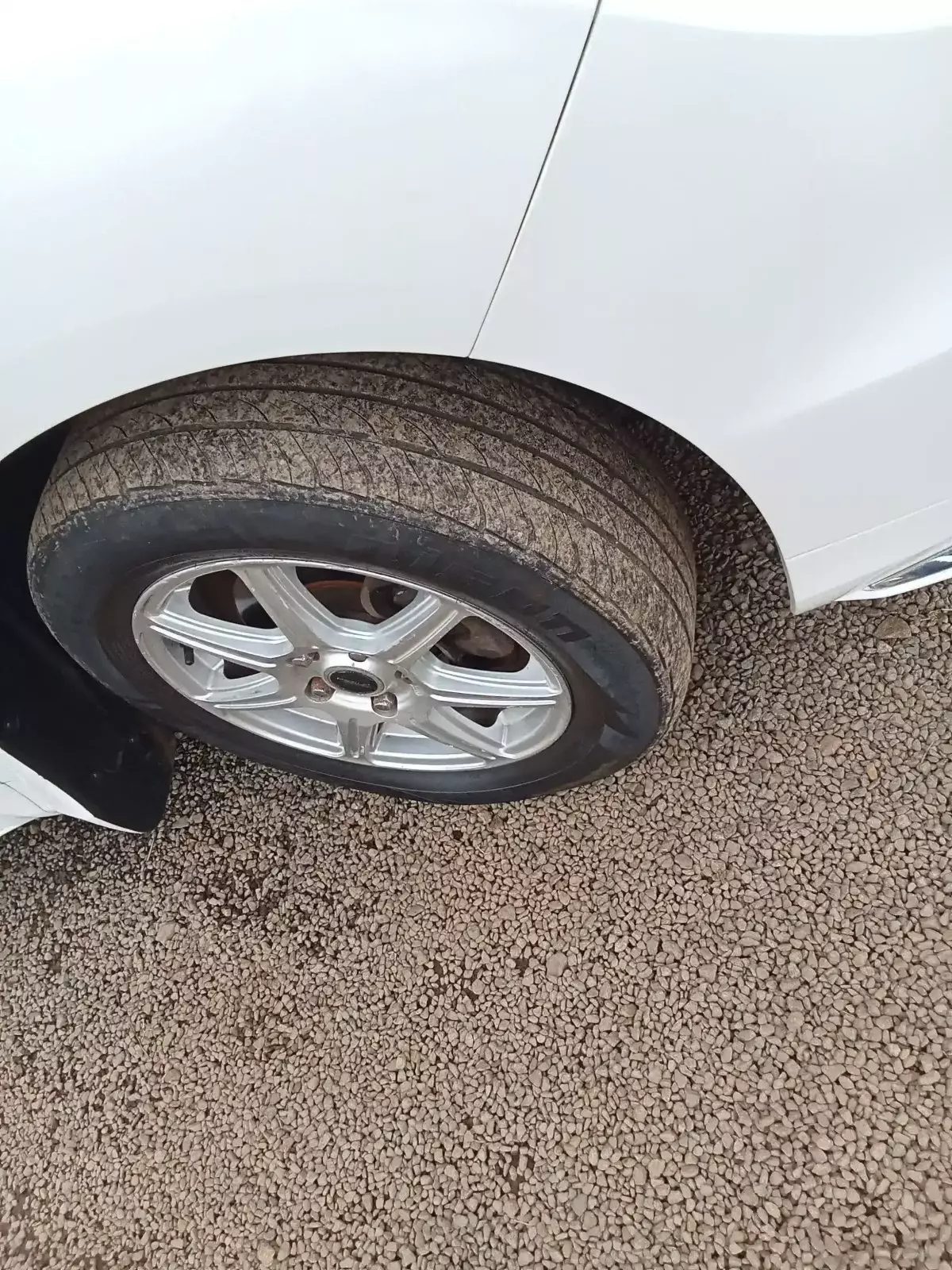tyre2