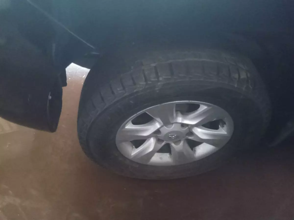tyre2