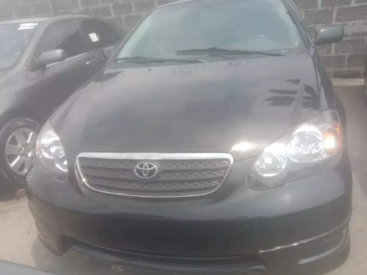 Toyota Corolla - 2013