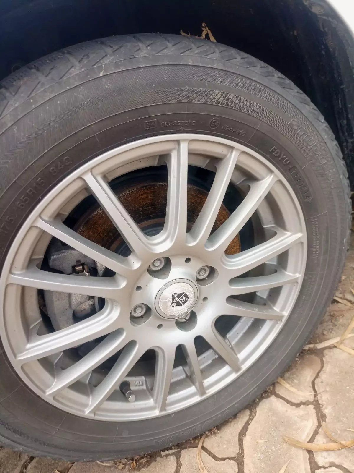 tyre1