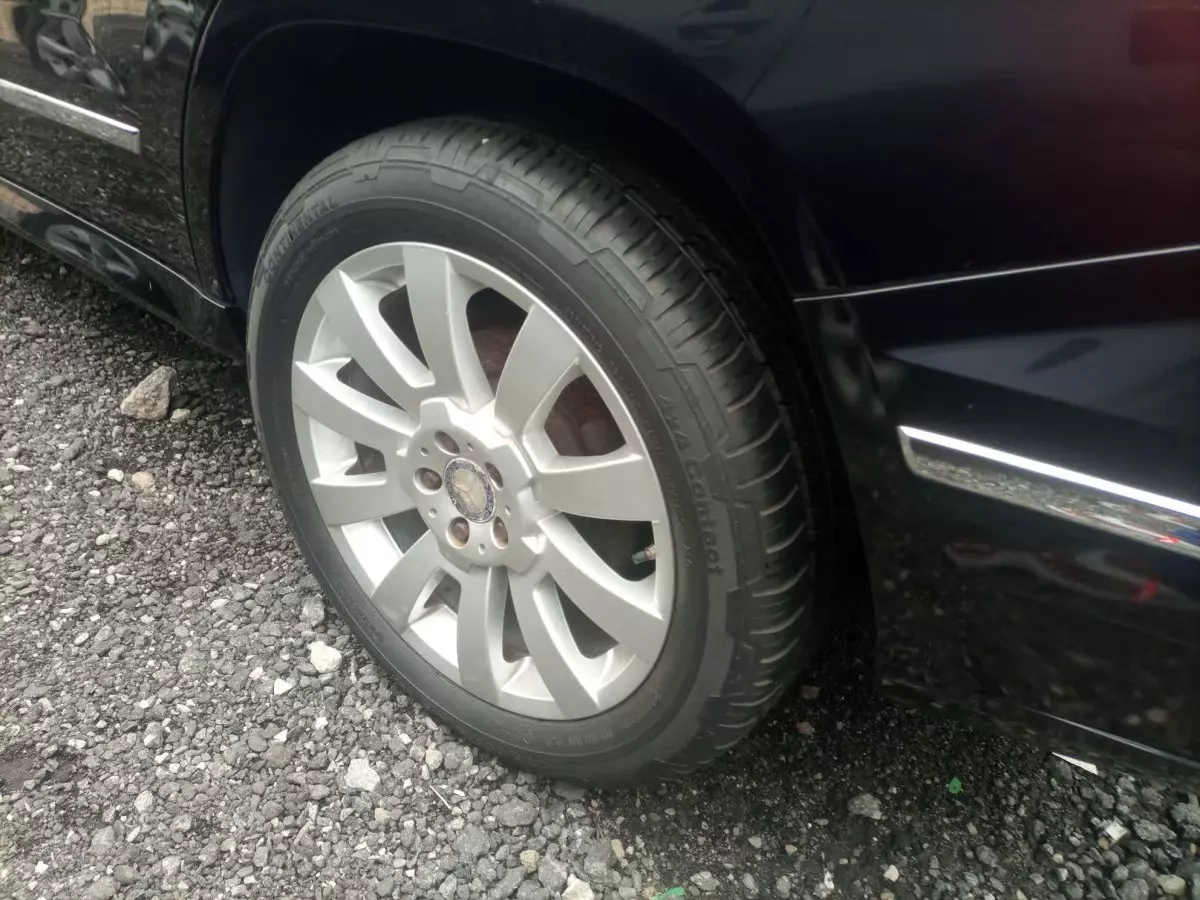 tyre2