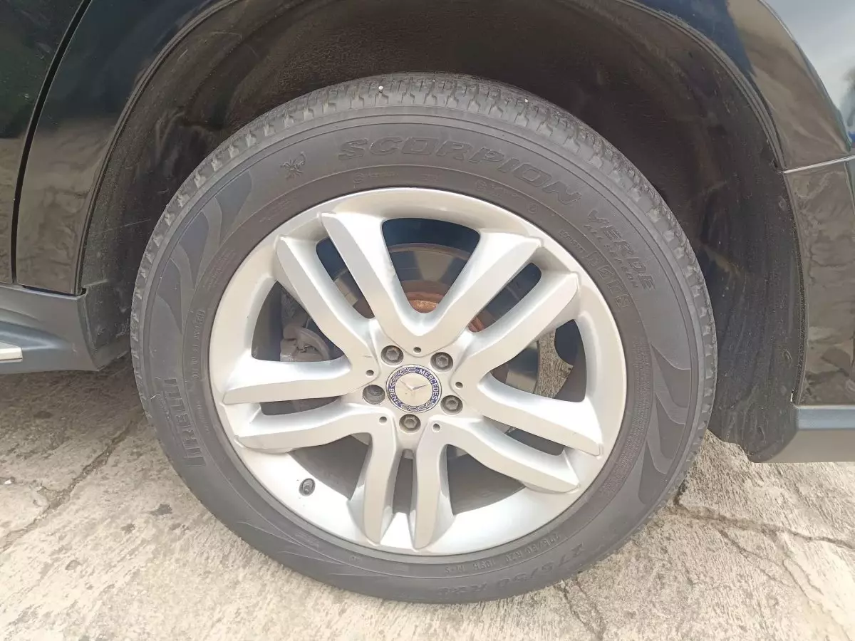 tyre1