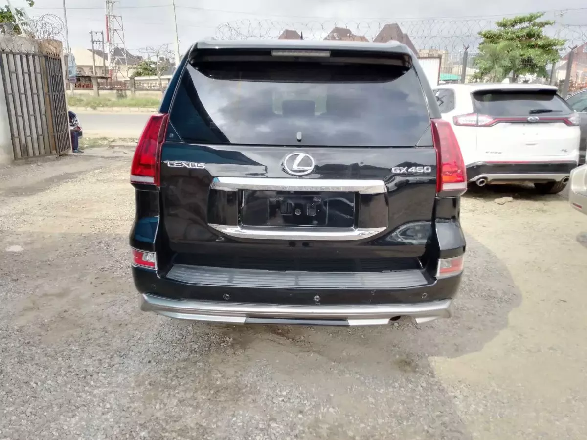 car Back