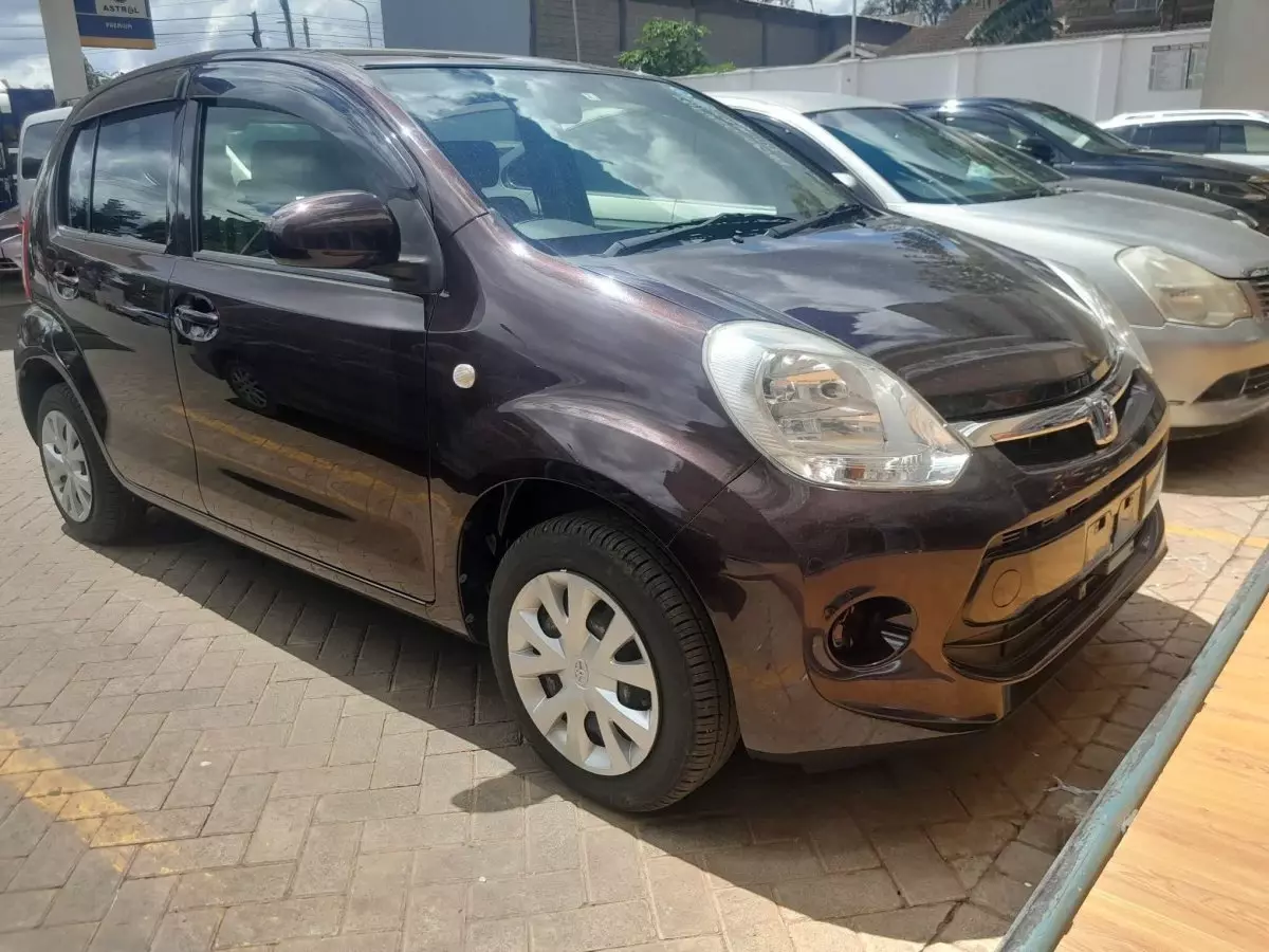Toyota Passo - 2016