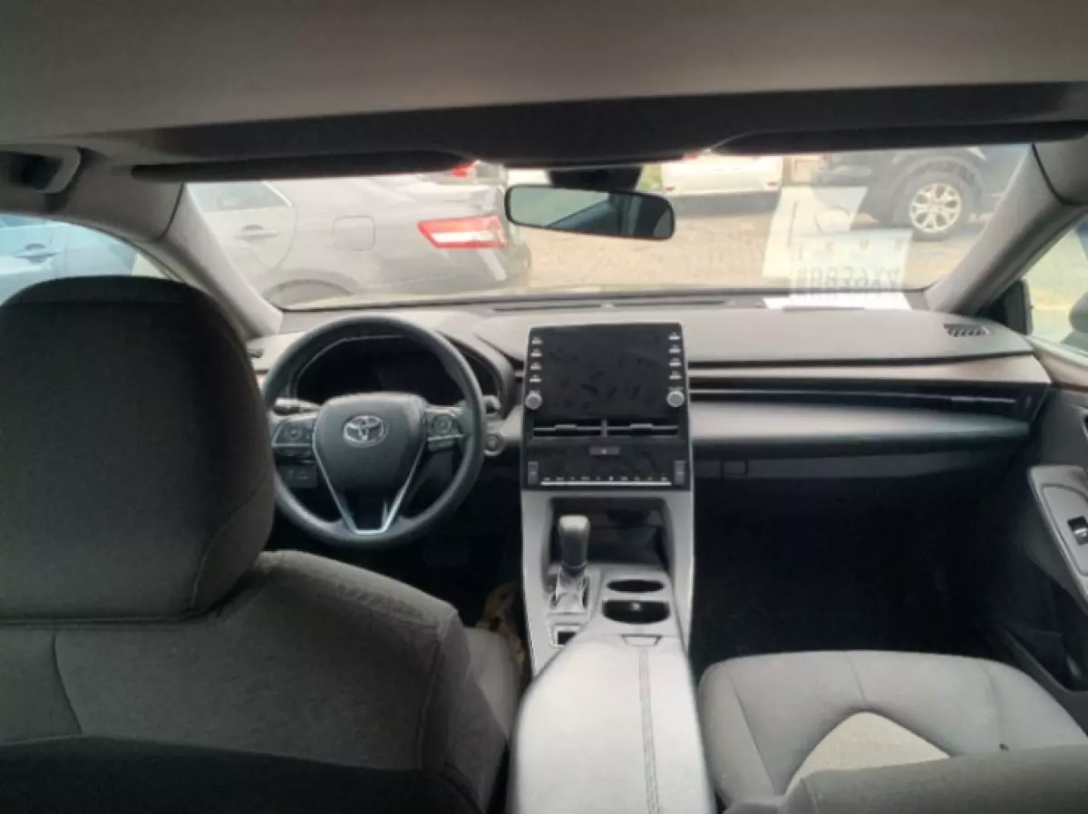 interiorFront