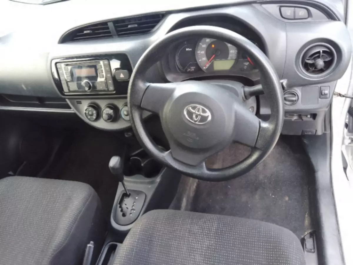 interiorFront