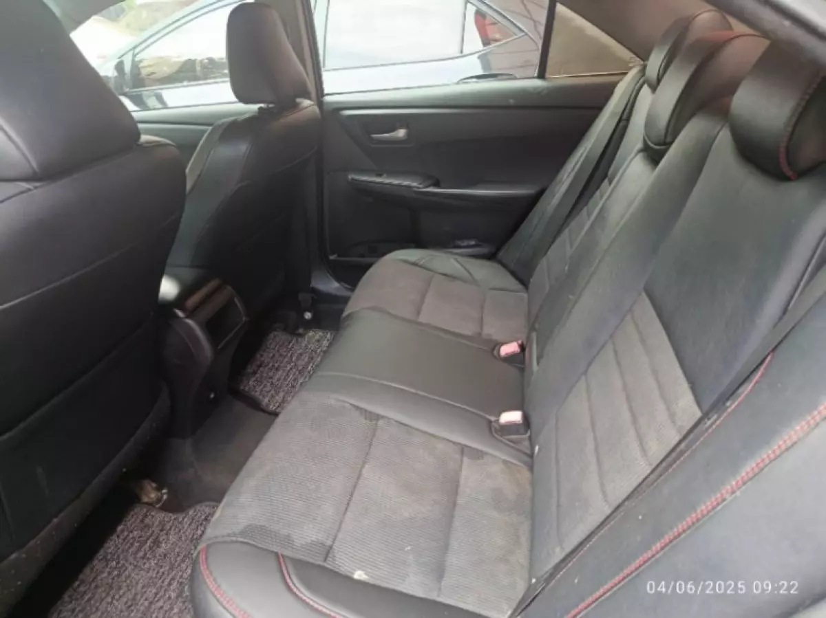interiorBack