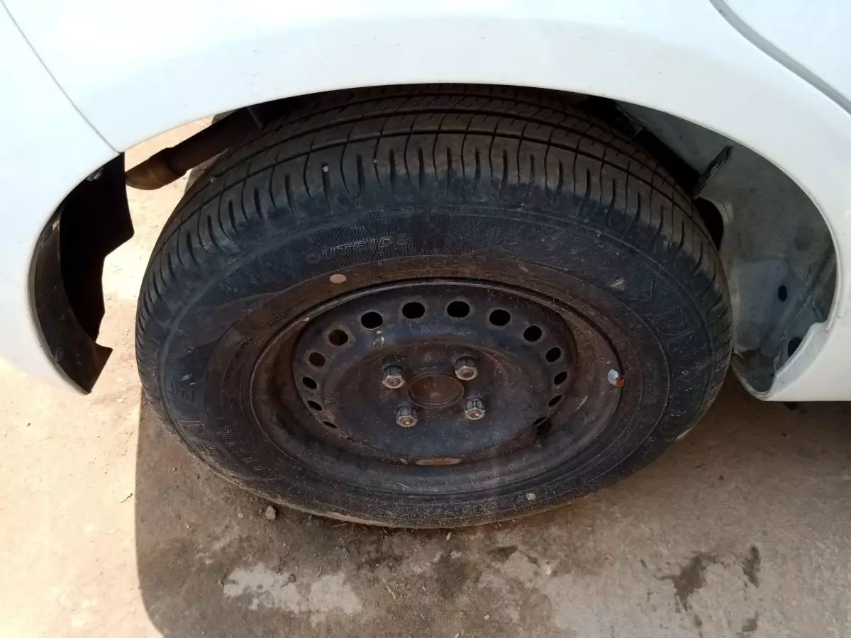 tyre2