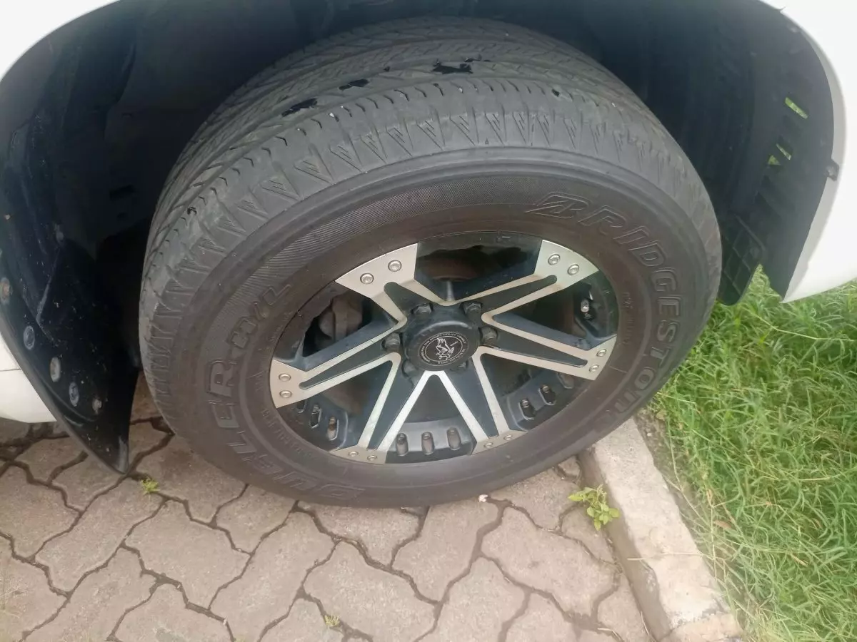 tyre0