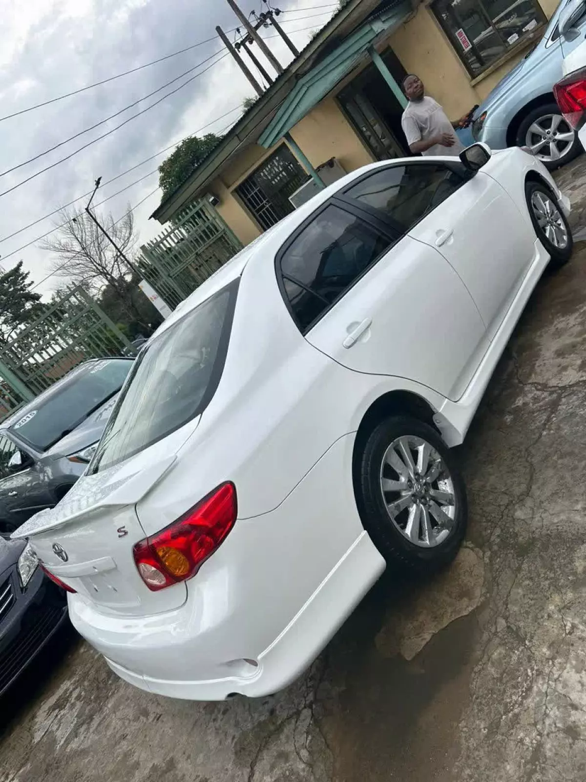 car Right Back