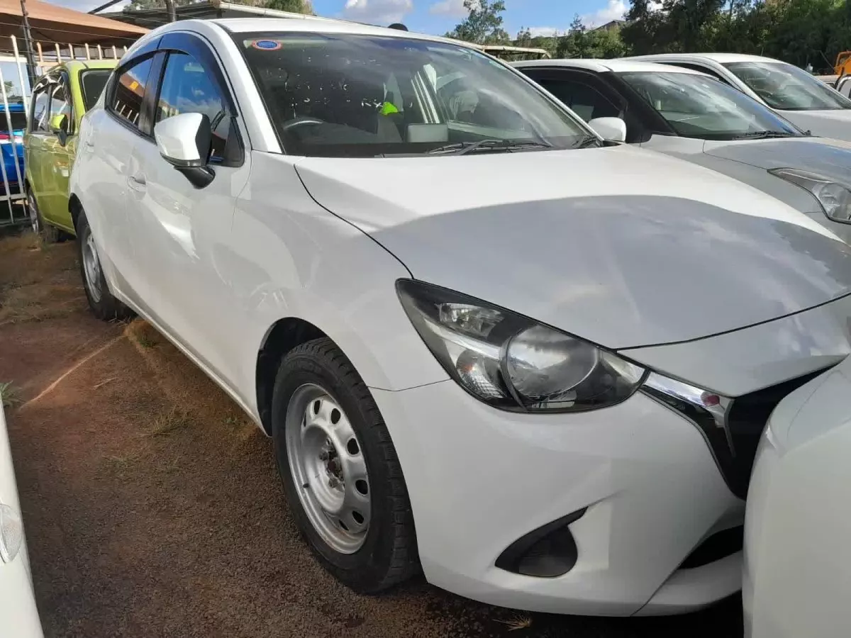 Mazda Demio - 2016