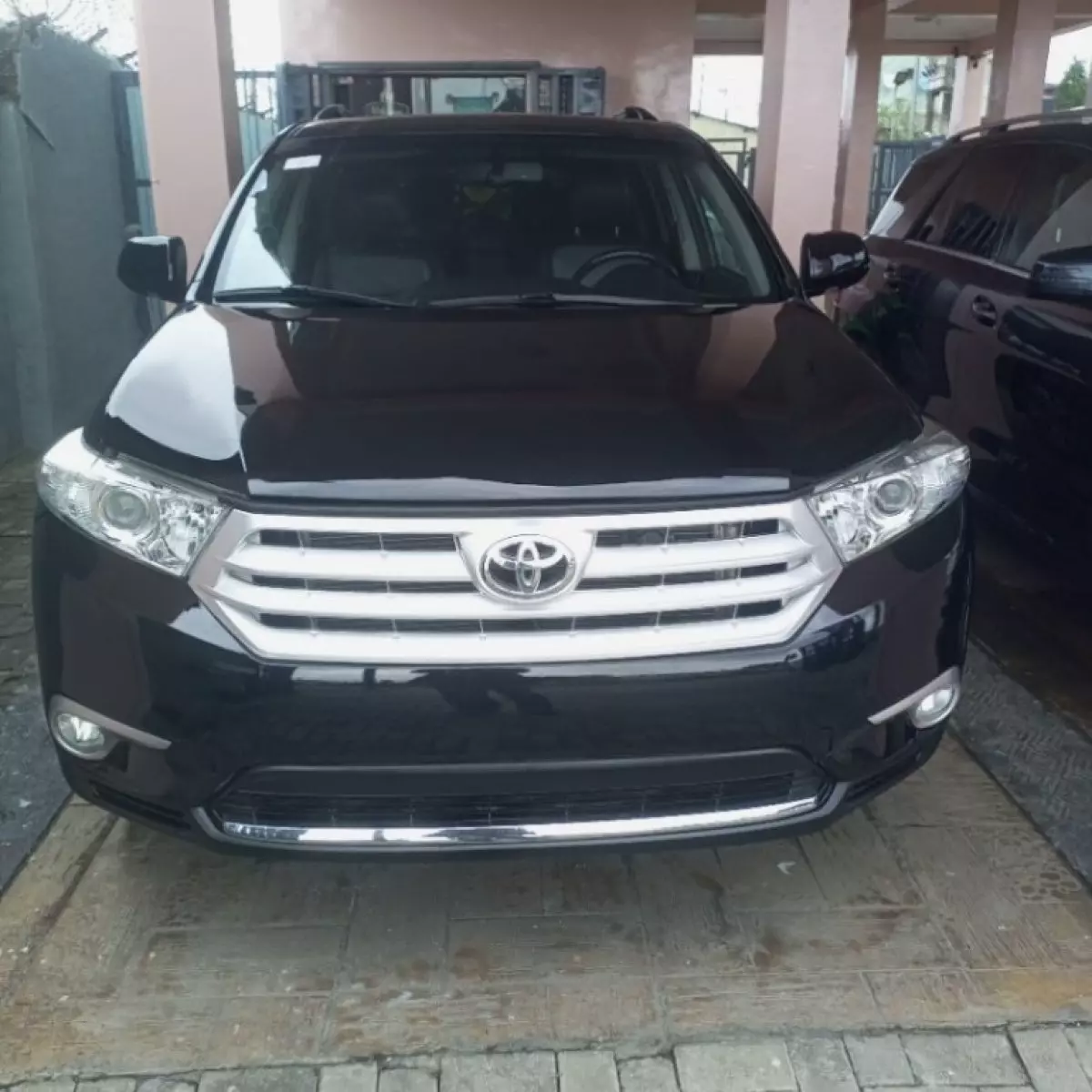 Toyota Highlander - 2010