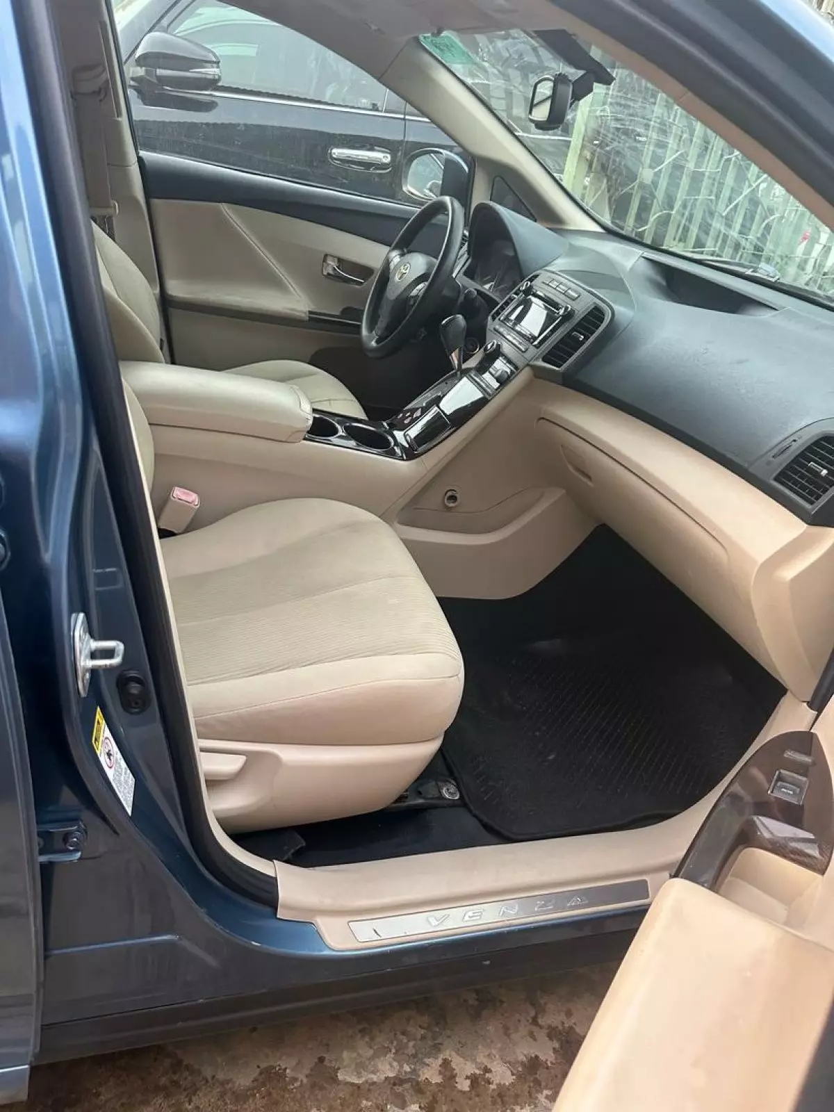 car Left