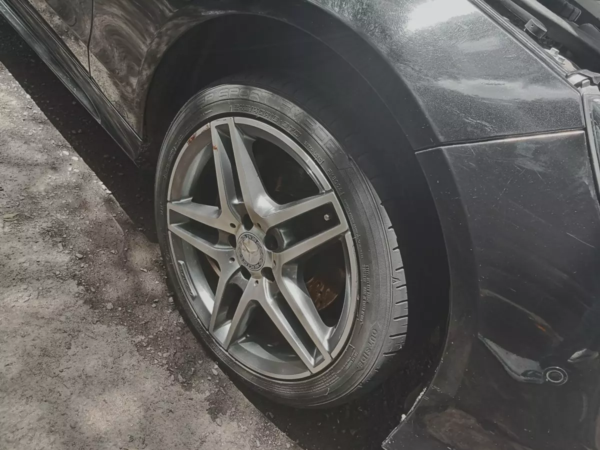 tyre1