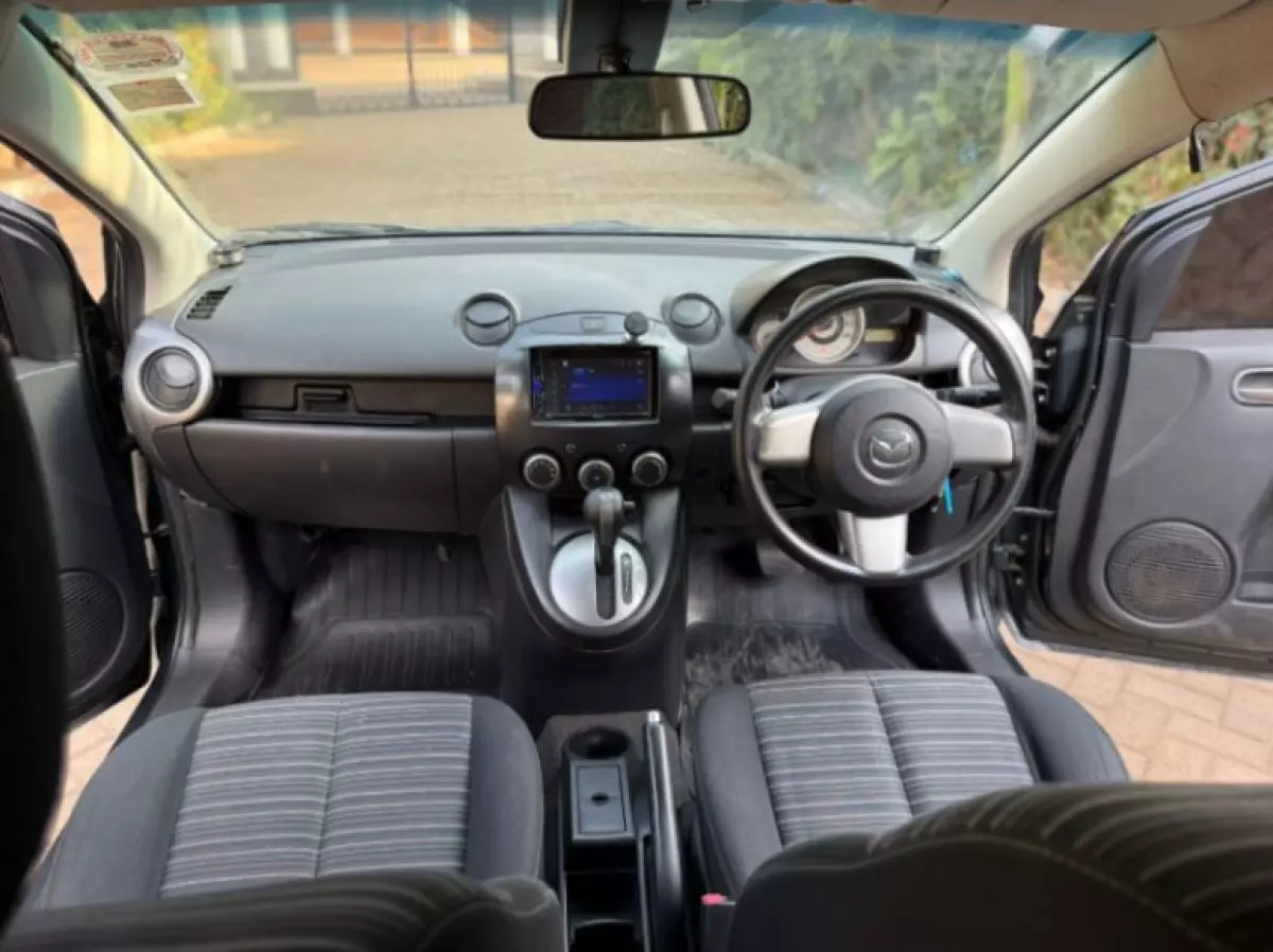 interiorFront