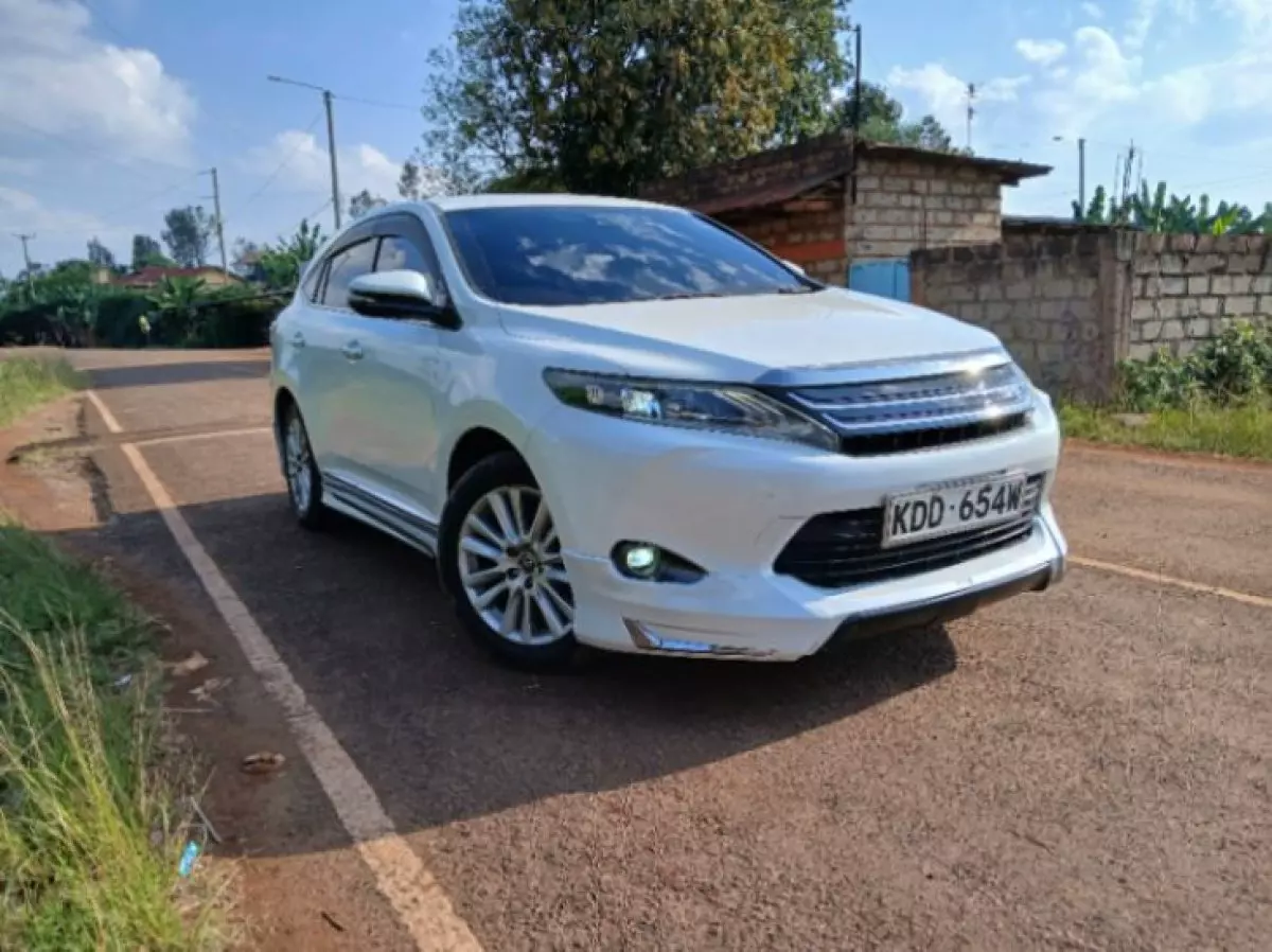 Toyota Harrier - 2014