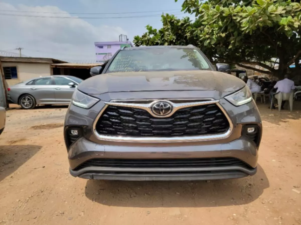 Toyota Highlander - 2022