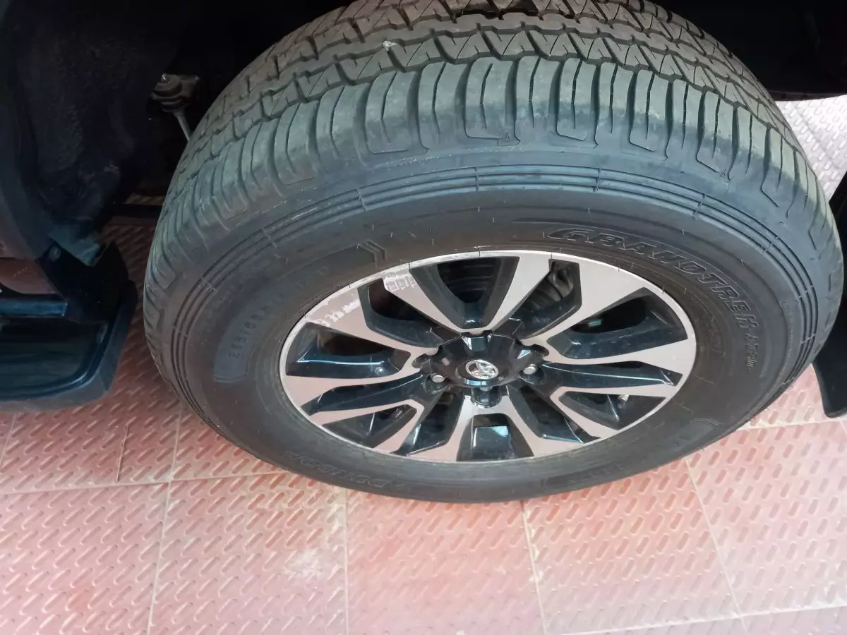 tyre2