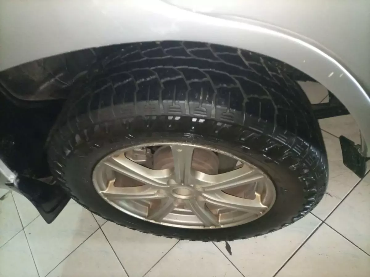 tyre3