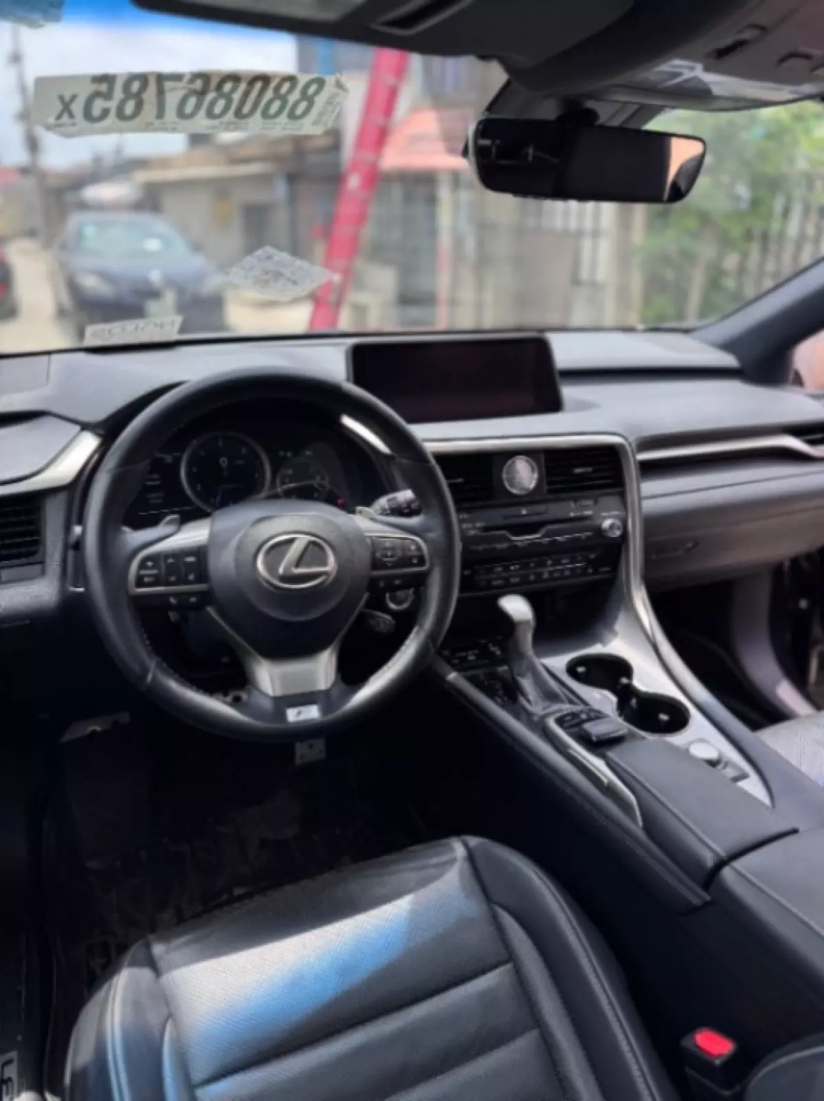 interiorFront