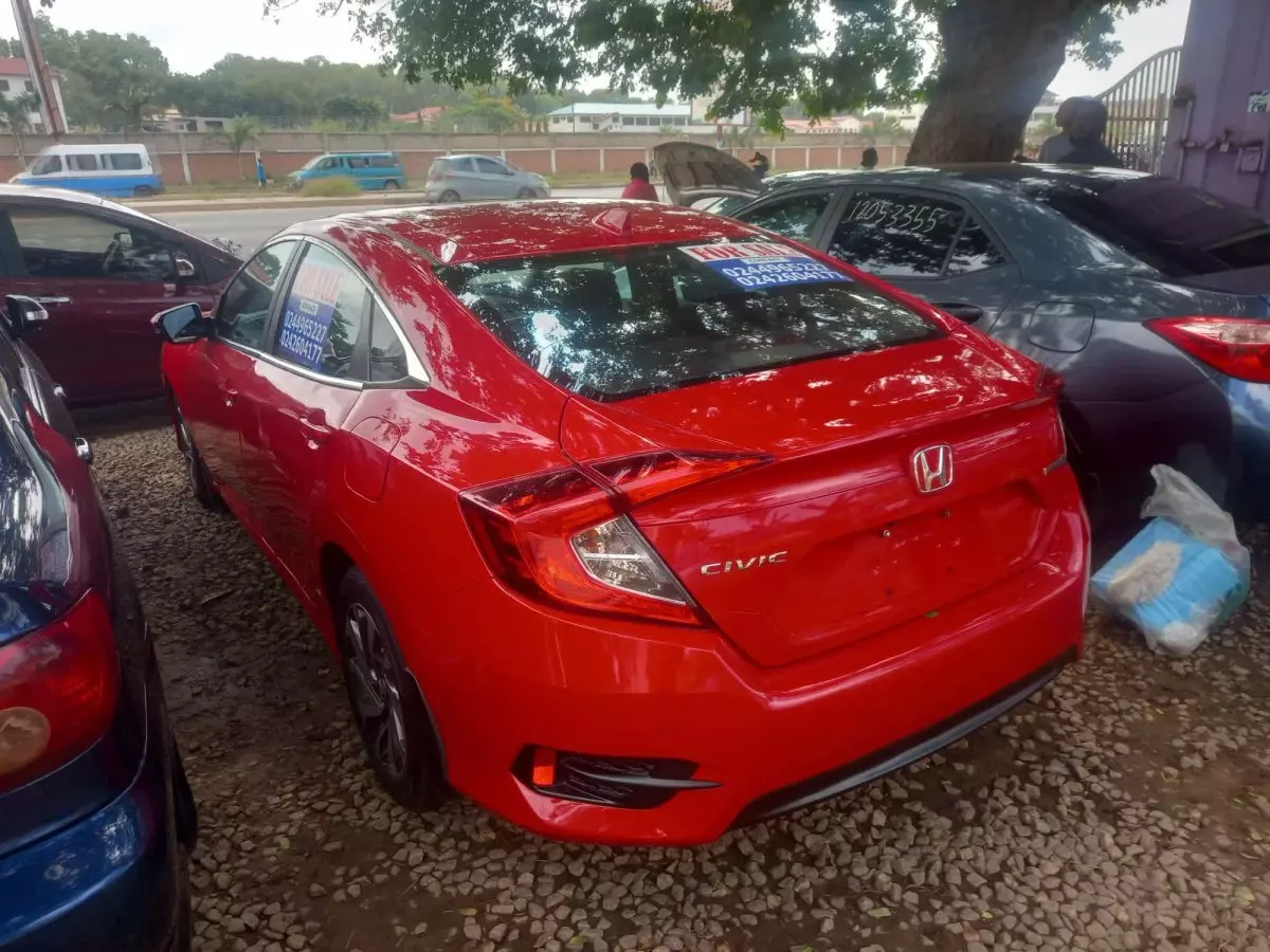 car Right Back