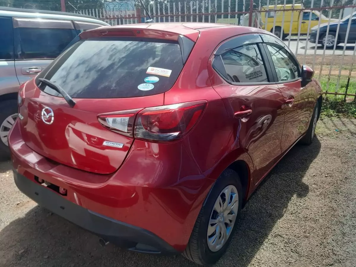 car Right Back
