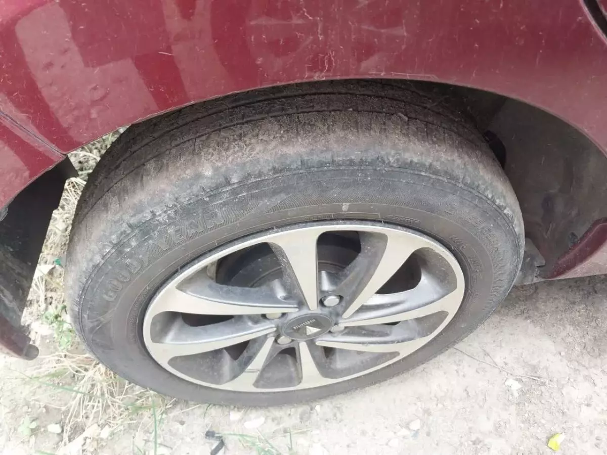 tyre1
