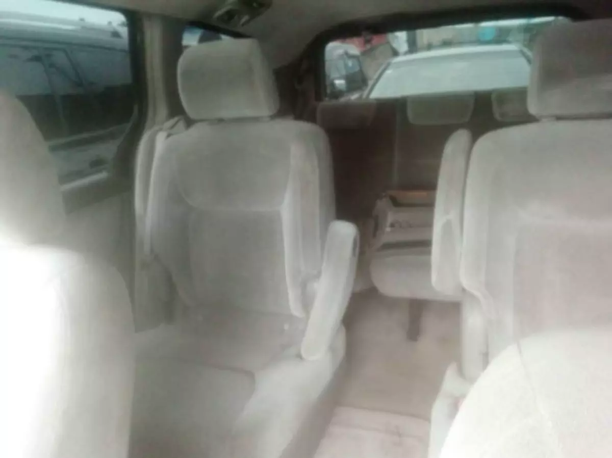 interiorBack